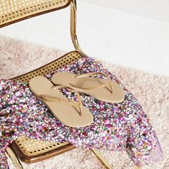 Sandália Havaianas Slim Glitter II Areia 33/34